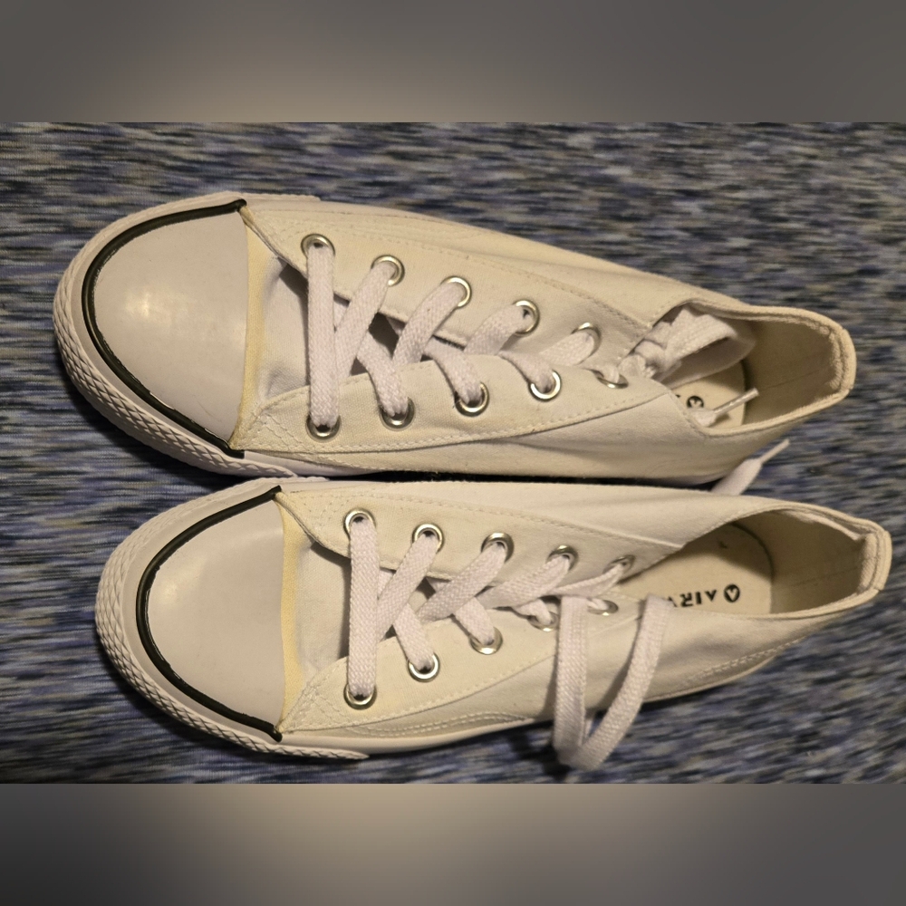 Women's Airwalk shoes
